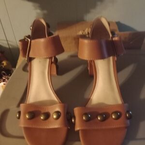 Women's Cecelia Of New York Tan Sandals with Stud Accents